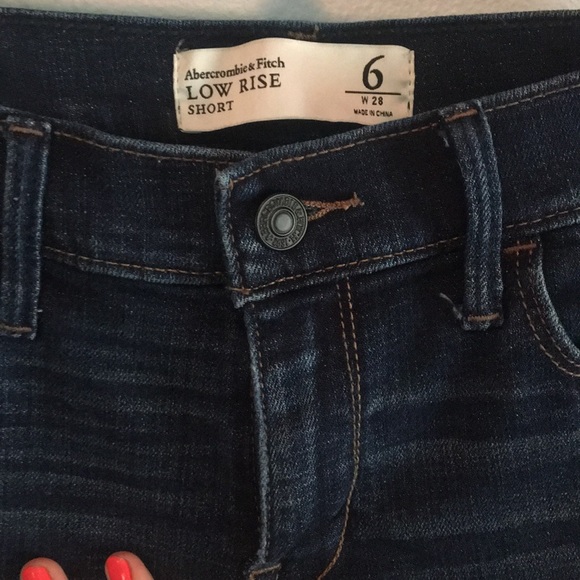 Abercrombie & Fitch Low Rise Shortie - Picture 3 of 4